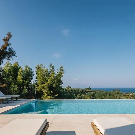 Ilyessa * Méson Yerakaríon