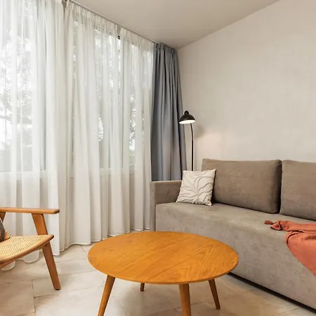Ilyessa Country house