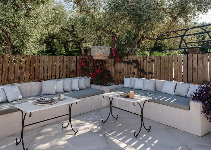 Ilyessa Gospodarstwo wiejskie *