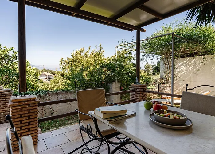 Ilyessa Méson Yerakaríon