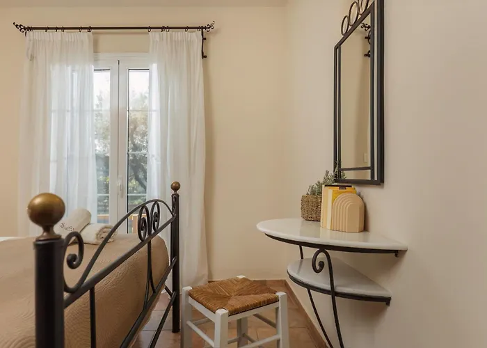 Ilyessa Méson Yerakaríon