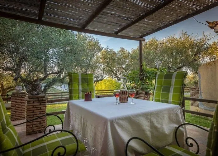 Ilyessa Gospodarstwo wiejskie *